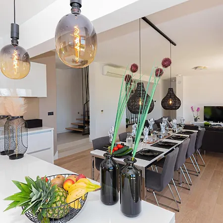 Lovely Home In Tribunj With Wifi